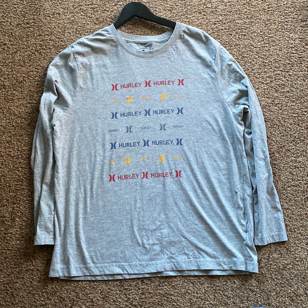 Hurley Long Sleeve T-Shirt. XL